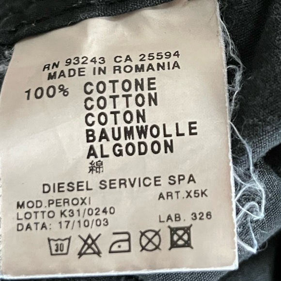 Diesel kids denim shorts size 4 - Picture 5 of 5